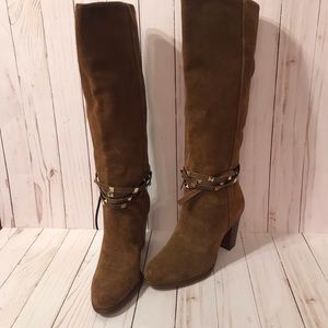 NWOT Antonio Melani BINX Studded suede boots, size 8.5, never worn